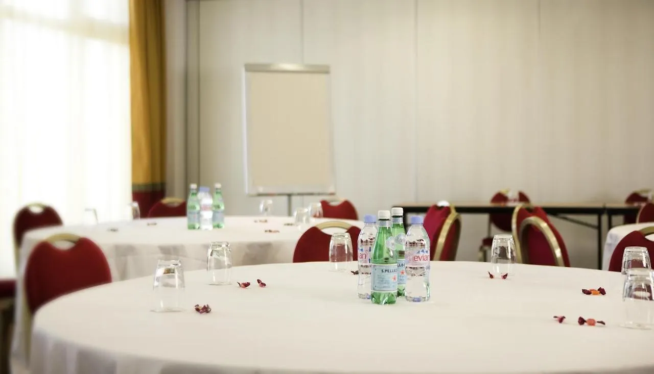 Mercure Annemasse Porte De Geneve Gaillard Hotel