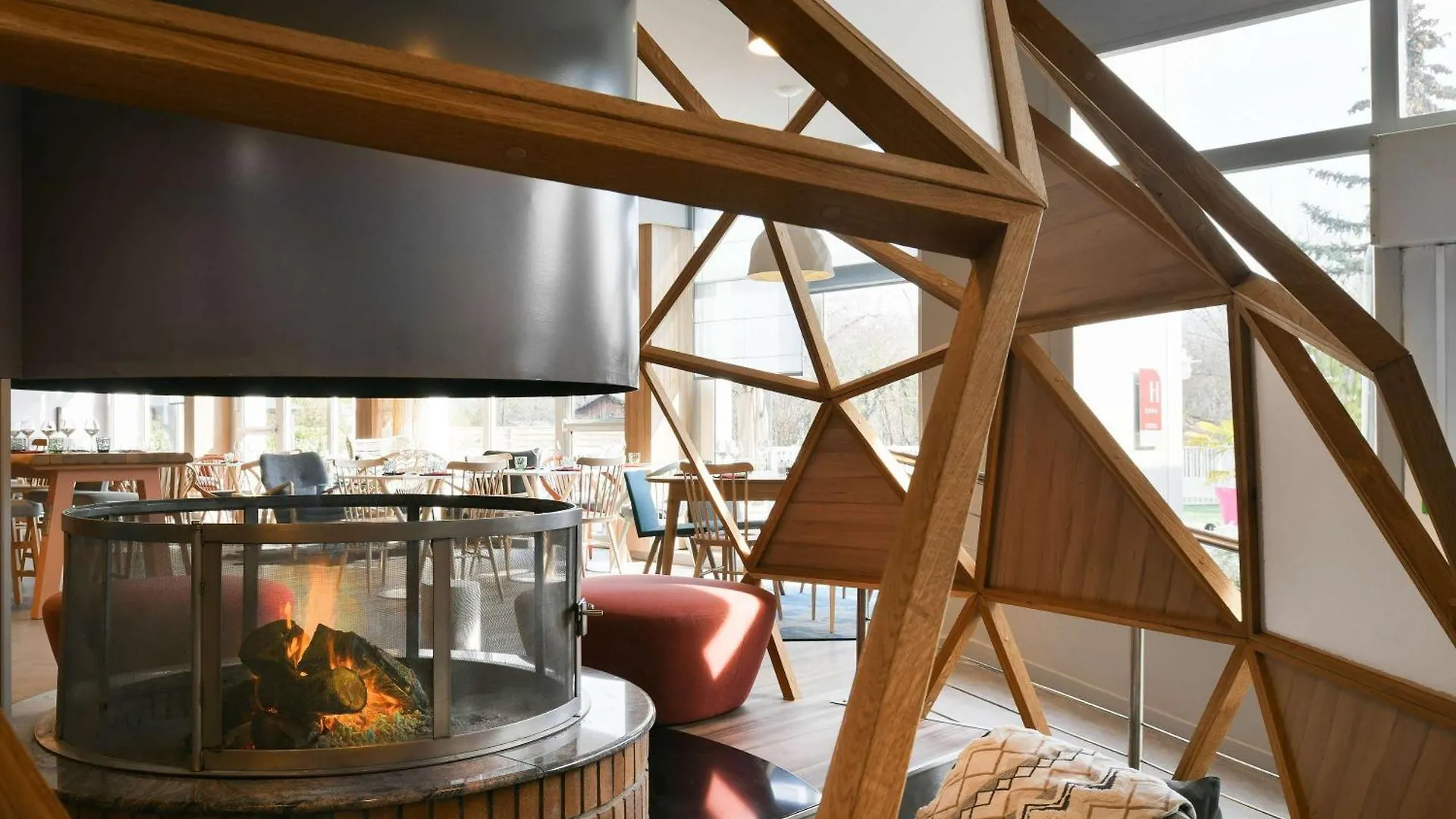 Mercure Annemasse Porte De Genève Gaillard 4*,